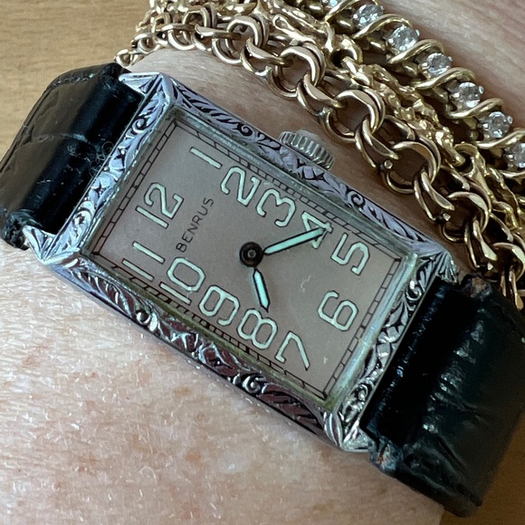 VINTAGE BENRUS ORNATE MECHANICAL TANK WATCH VASELINE GREEN FLUORESCENT UNISEX main image 6